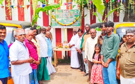 கும்பகோணத்தில் புரட்சித் தலைவி அம்மா ஆட்டோ ஓட்டுநர்கள் நலச் சங்கம் சார்பில் 30-ஆம் ஆண்டு ஆயுதபூஜை விழா